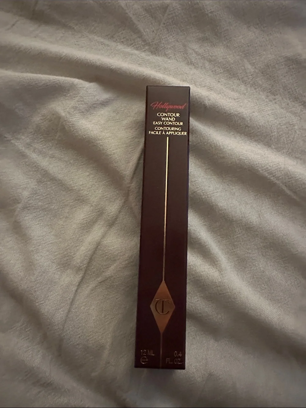 Charlotte Tilbury Bronzer & Contour Cream Wand in Medium